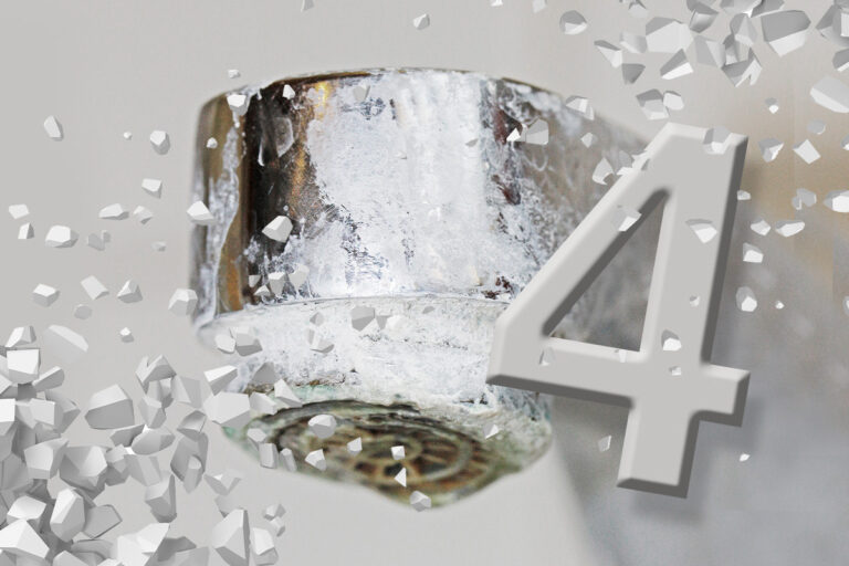 Det finns flera olika metoder för att få bort kalk, som kan sätta igen avlopp, ur vatten.